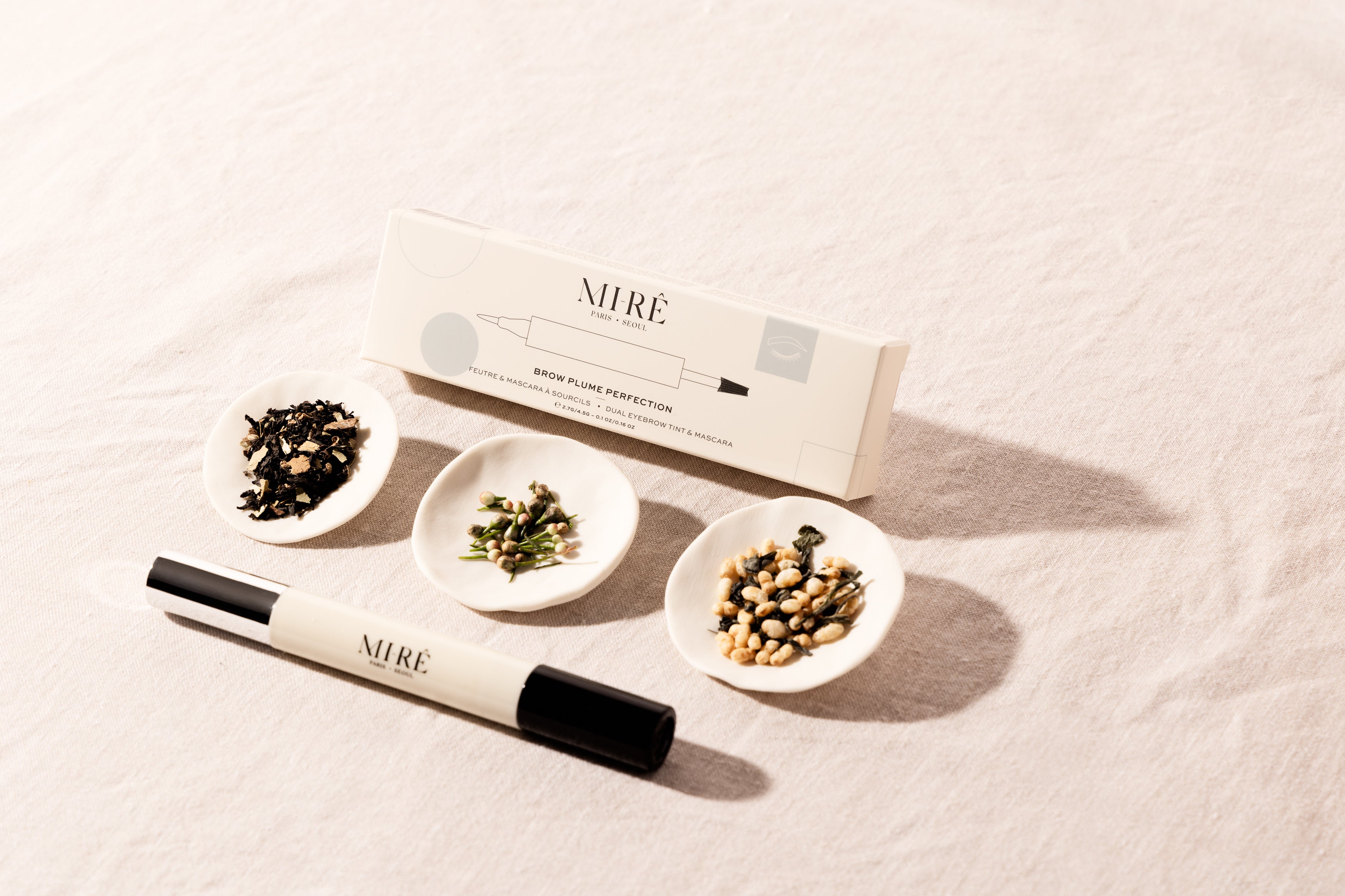 Le perfecteur de sourcils tout-en-un